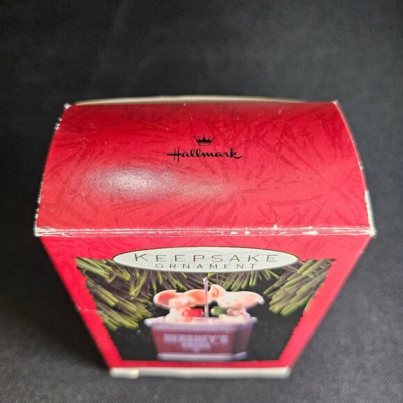 Hallmark Hershey's 1993 Keepsake Ornament Warm And Special Friends In Box - Picture 2 of 12